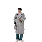 Klassischer doppelreihiger Trenchcoat
