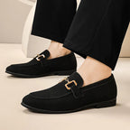 Luxuriöse Wildleder-Slipper